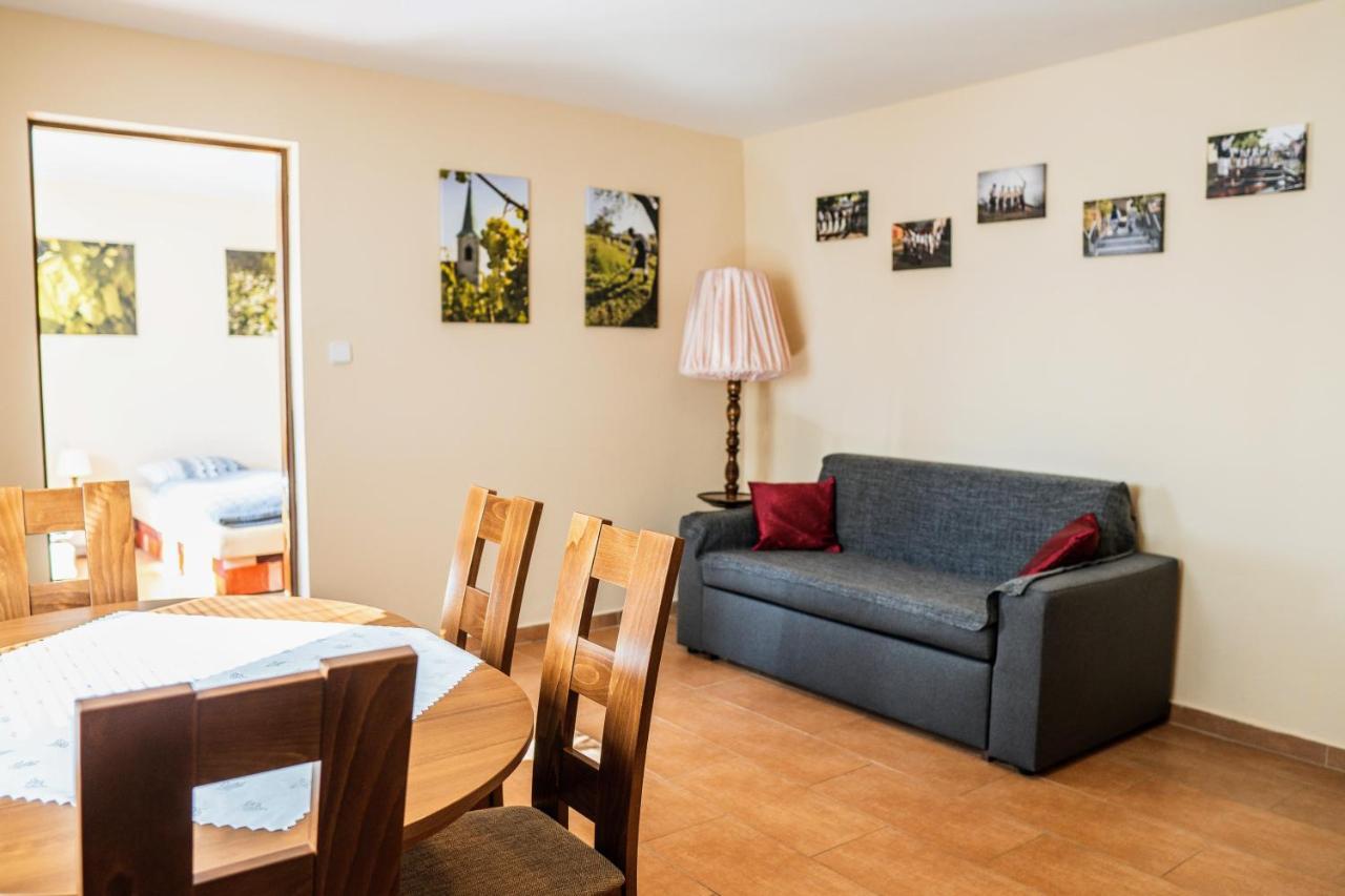 Ubytovani Ve Vinarstvi Medek | Medek House & Winery Uherske Hradiste Luaran gambar