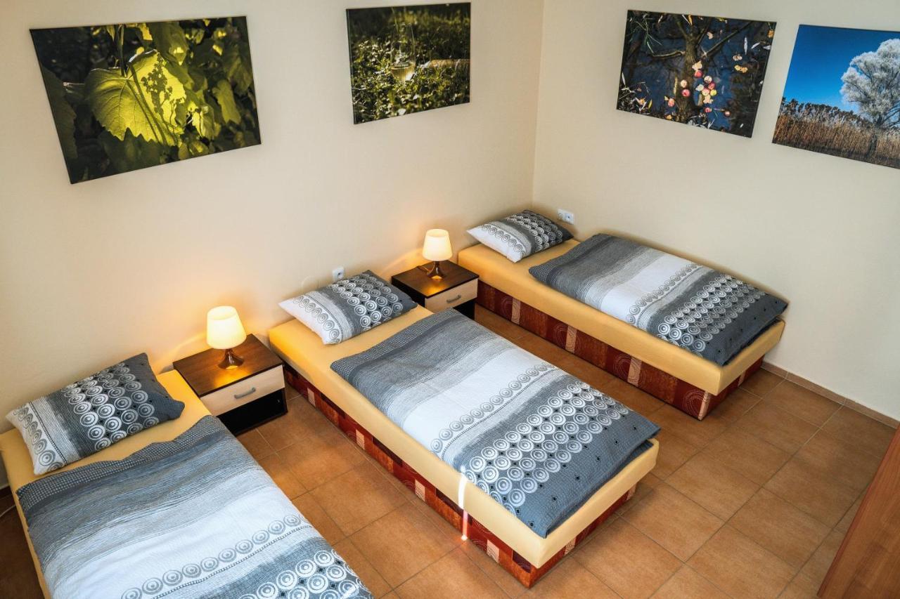 Ubytovani Ve Vinarstvi Medek | Medek House & Winery Uherske Hradiste Luaran gambar