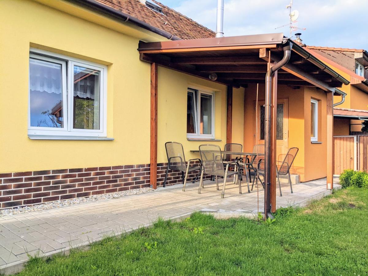 Ubytovani Ve Vinarstvi Medek | Medek House & Winery Uherske Hradiste Luaran gambar